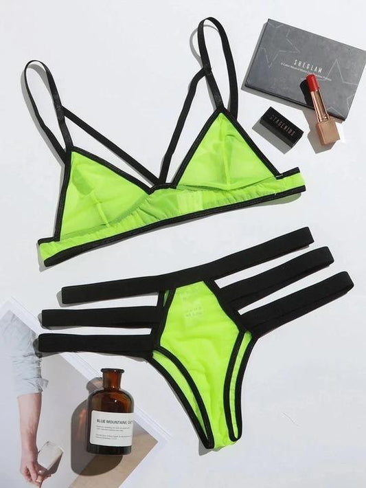 AGIES CLUES BINDING LADDER LINGERIE SET